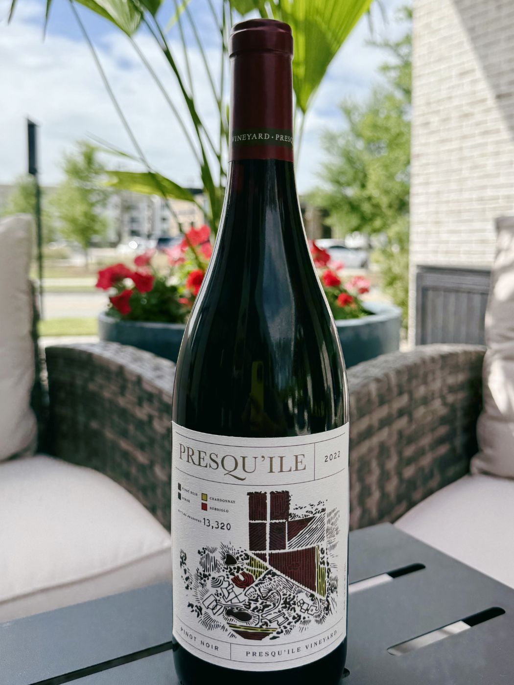 2022 Presqu'ile Pinot Noir
